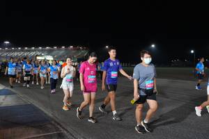 BIB: 1483, 1351, 134, 9514
                            <button type="button" onclick="openModal(22827914)" class="btn btn-primary btn-sm float-right btn-popup" data-toggle="modal" data-target=".modal-high-quality">
                        <i class="fas fa-shopping-cart"></i> Add to Cart
                    </button>
                                            <button type="button" onclick="isThisMe(22827914, true)" class="btn btn-success btn-sm float-right btn-popup btn-isme hidden" data-toggle="tooltip" data-placement="bottom" title="นี่คือรูปของคุณใช่ไหม คลิกที่นี่เพื่อเอาเข้าอัลบั้ม">
                        <i class="fas fa-plus"></i> Add to album
                    </button>
                    <button type="button" onclick="isThisMe(22827914, false)" class="btn btn-warning btn-sm float-right btn-popup btn-isnotme hidden">
                        <i class="fas fa-ban"></i> Remove from album
                    </button>